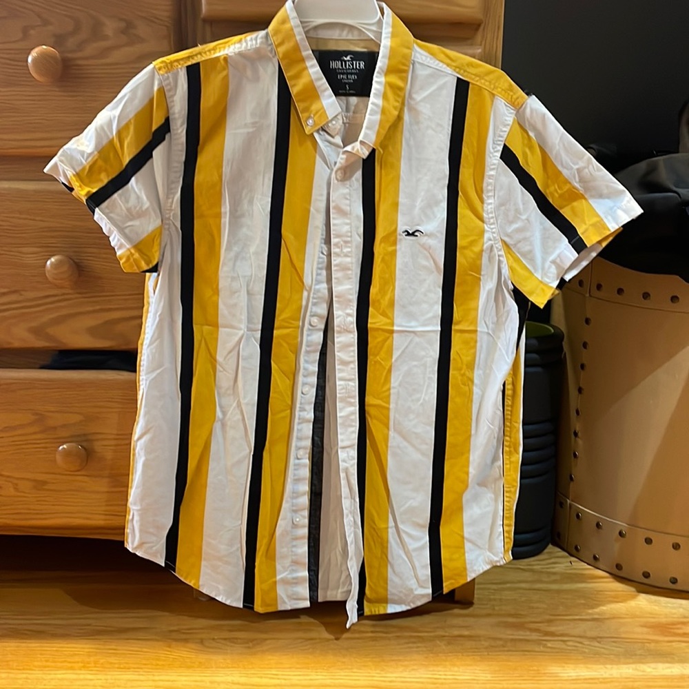 Hollister size small strip shirt